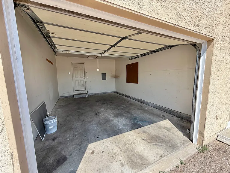 489 S Angus Ave #4 — Photo 8