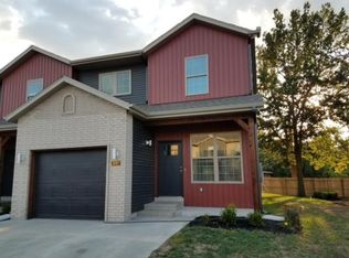 3073 W Cardinal St, Springfield, MO 65810