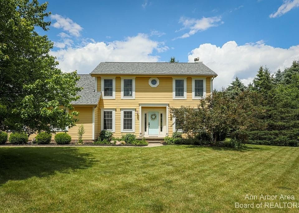 1st image of 8952 E Stoneyfield Dr