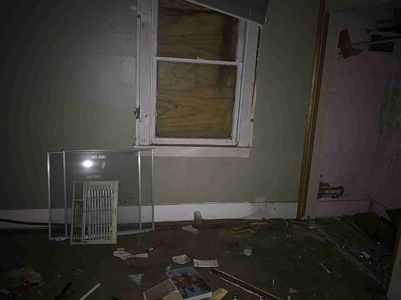 9459 Edgewood