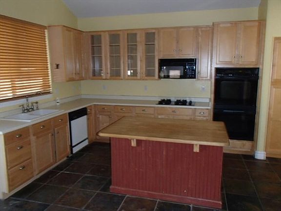 4th image of 3781 S Pleasant Pl