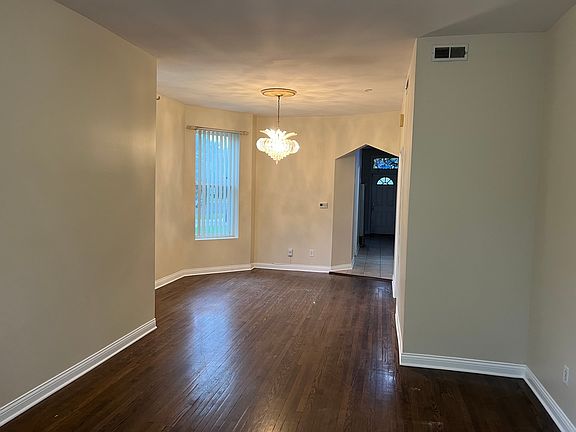 3rd image of 1254 S Kildare Ave