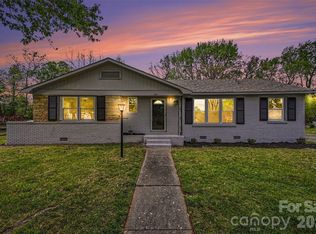 2917 Dalecrest Dr, Charlotte, NC 28269