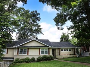 105 Lakewood Dr, Sheffield, AL 35660