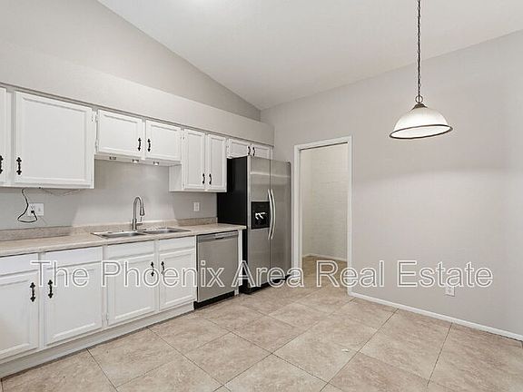 5th image of 727 S Hartford St Unit 189
