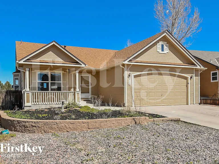 8123 Gladwater Rd — Photo 1