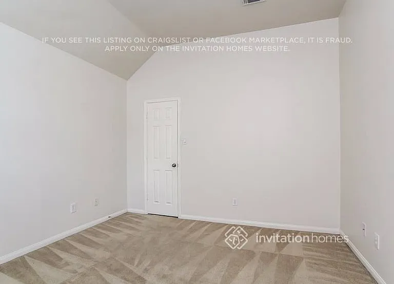 8903 Rolling Rapids Rd — Photo 15
