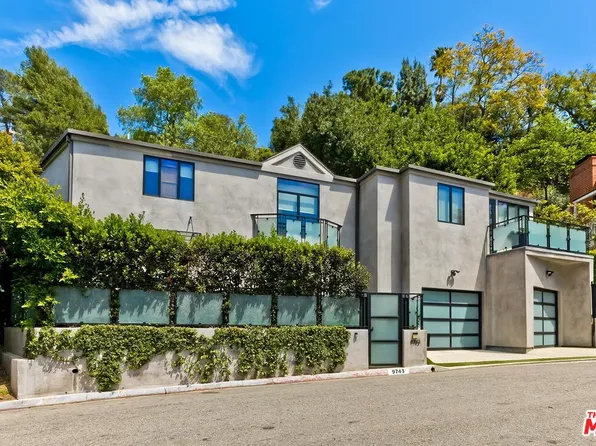 9743 Elderidge Dr, Beverly Hills, CA 90210