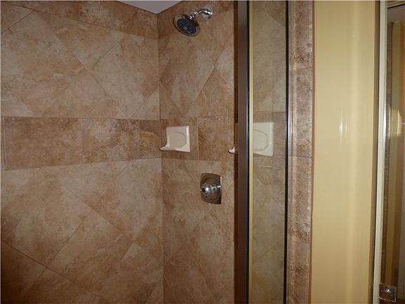 4th image of 6053 SE Riverboat Dr