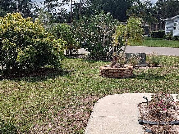 4th image of 10820 Meadows Ct #41G