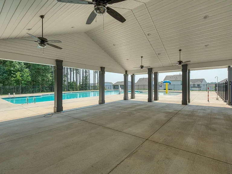1014 Cleveland Meadows Trl — Photo 29