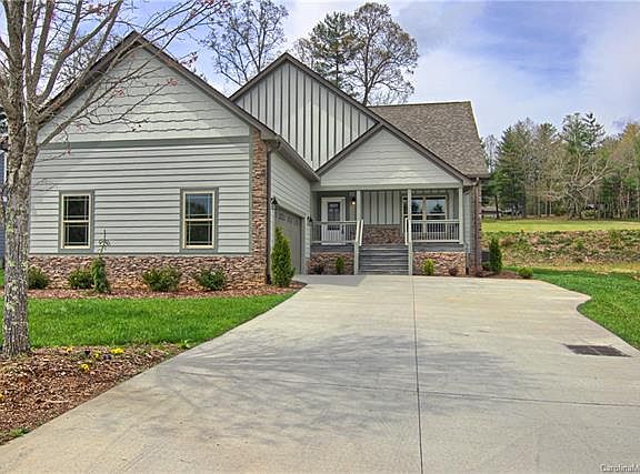2nd image of 61 Triple Fairways Dr #26
