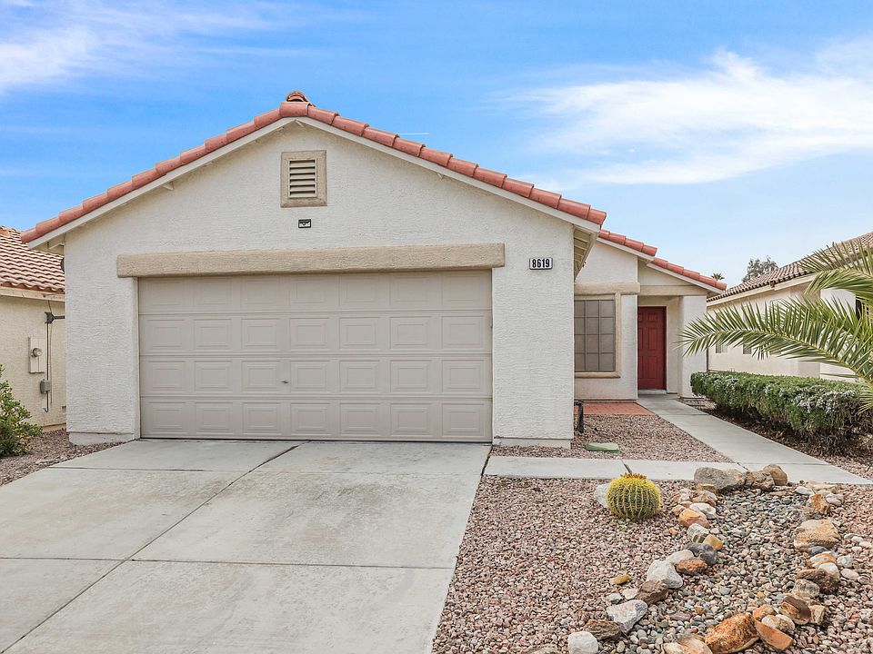 1st image of 8619 Shady Pines Dr