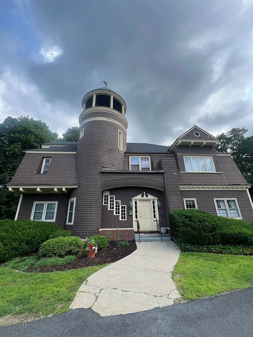 Truly Charming & Unique condo in N. Andover- A spacious studio with a loft — Photo 1