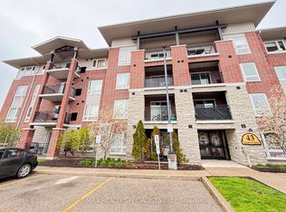 43 Goodwin Dr #404, Guelph, ON N1L 0E8