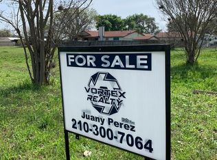 1908 Tierra Mesa, China Grove, TX 78263