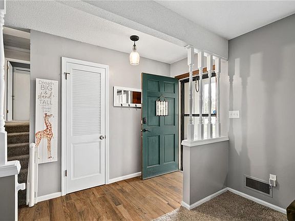 2nd image of 610 Belton Ave
