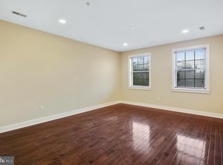 2615 Christian St UPPR B, Philadelphia, PA 19146