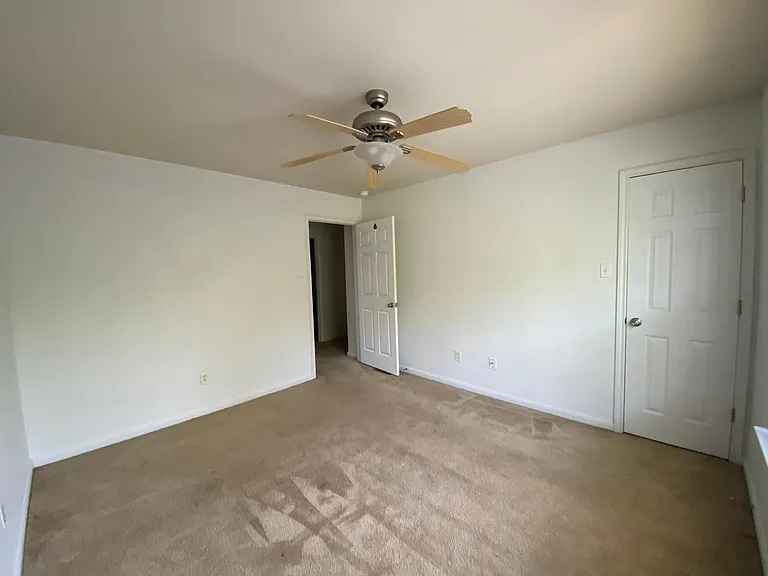 401 S 42nd St #C — Photo 11