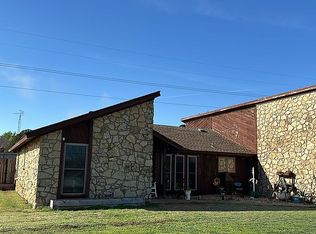 110 Indian River Rd, Elk City, OK 73644