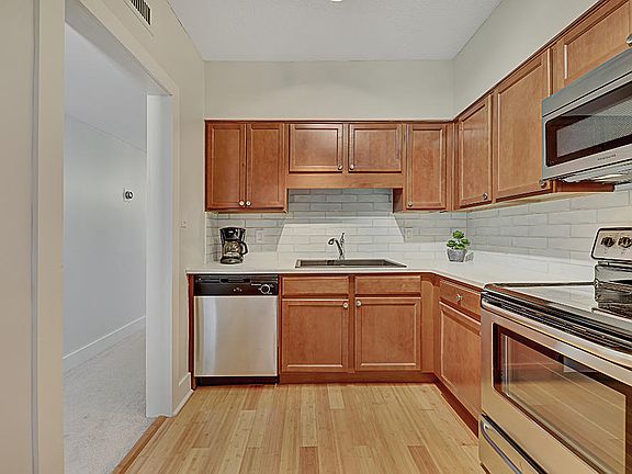 3rd image of 5709 Lyons View Pike APT 1122
