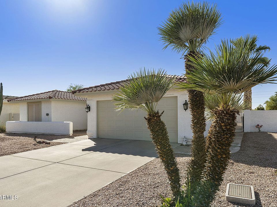 1st image of 25806 S BOXWOOD Drive