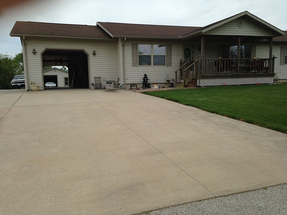 1st image of 17204 Hickory Ct