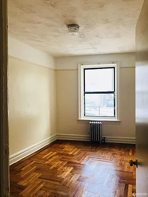 Rented by Oxford Property Group | media 17