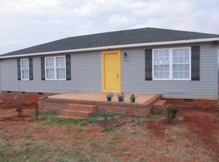 126 Woodcliff Dr, Wellford, SC 29385