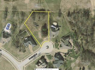 288 Bluestem Ct, Boonville, IN 47601