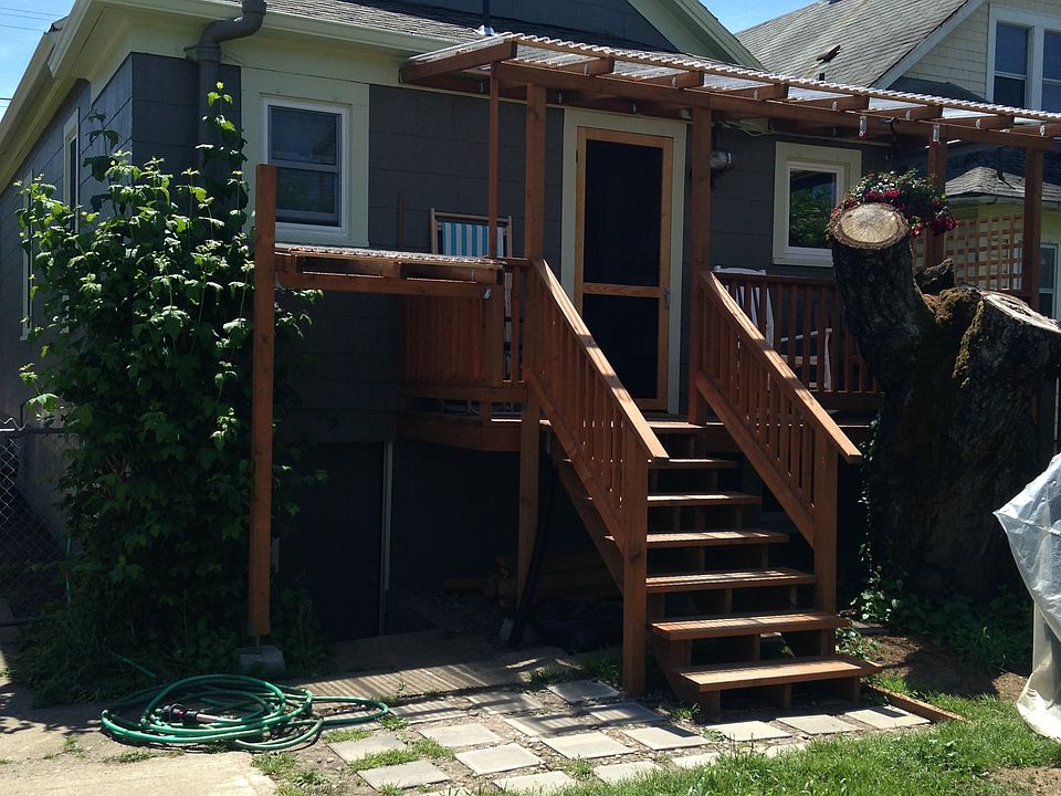 2nd image of 3421 N Lombard St