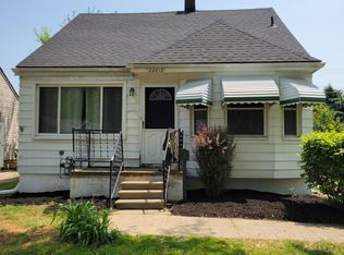 22812 Teppert Ave, Eastpointe, MI 48021