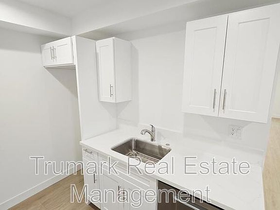 5th image of 623 Orange Grove Ave APT 2