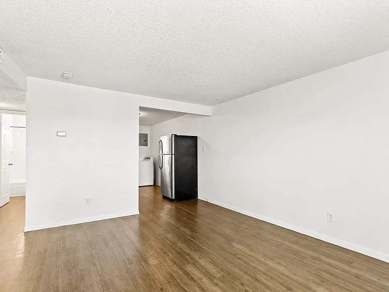 1115 Rosemary St — Photo 26