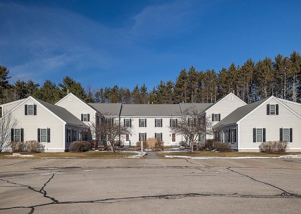 1st image of 304 River Grant Drive