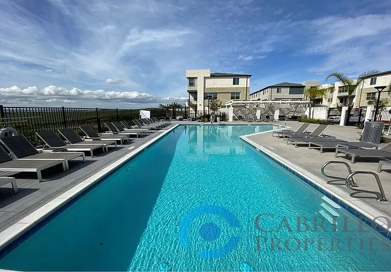 1830 Ascella Dr #3 — Photo 37