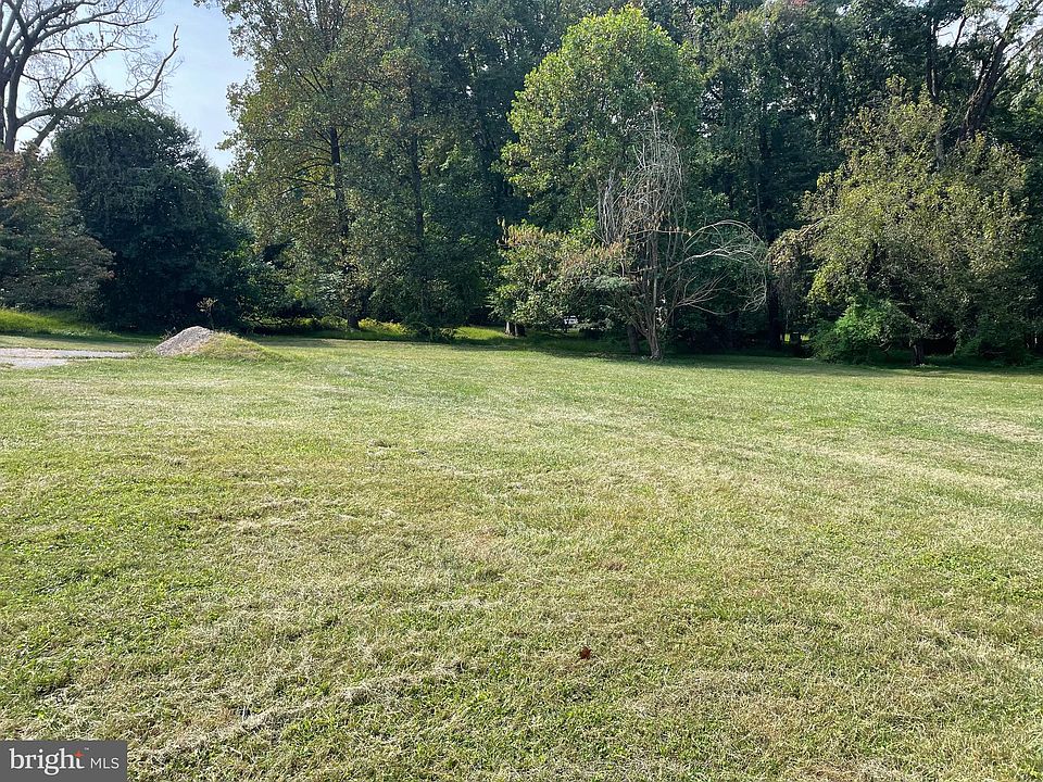 2nd image of 14524 Old York Rd