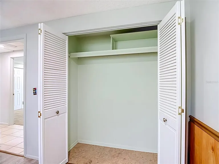 7916 Woodgrove Cir — Photo 26