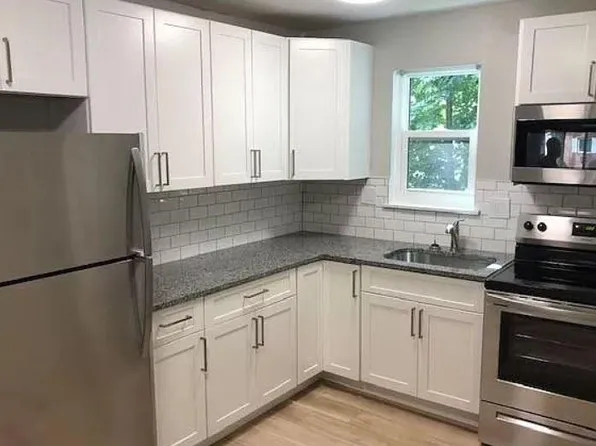 Washington Place, 160 W Washington St APT G3, Bristol, CT 06010