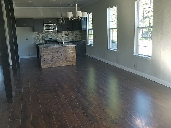 5th image of 235 Saint Charles