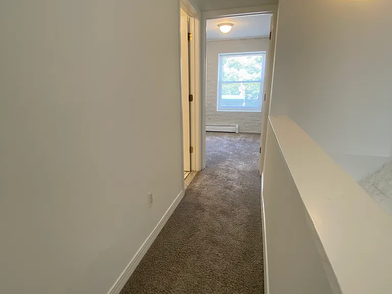 135 Floral Ave — Photo 6