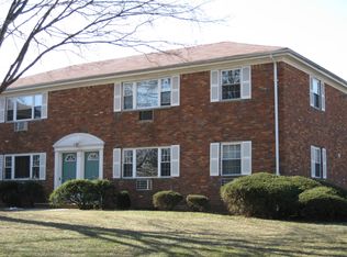 1299B Valley Rd #B2, Wayne, NJ 07470