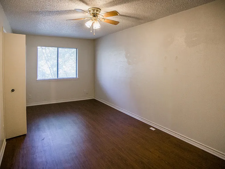 813 Old Ranch Road 12 #813 — Photo 3