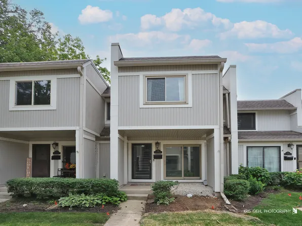 568 Quail Creek Dr #568, Grayslake, IL 60030