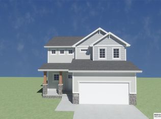 11150 Superior Dr, Papillion, NE 68046