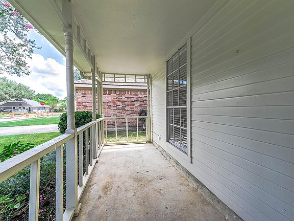 5th image of 5605 Village Arbour Dr