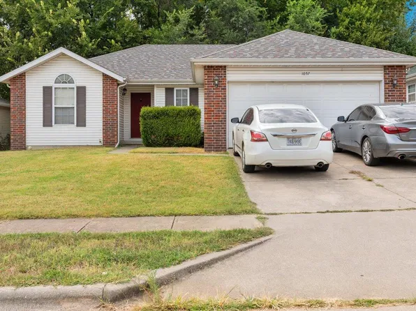 1018 S Missouri Avenue, Springfield, MO 65807