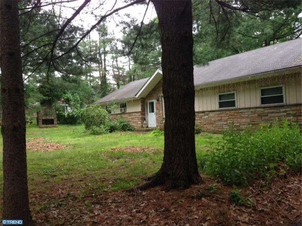 1328 Highwoods Dr, Jamison, PA 18929