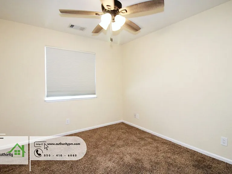 1722 Almaden Dr — Photo 15