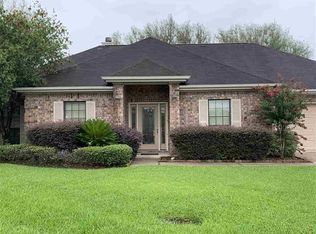 8010 Torrey Pines Cir, Beaumont, TX 77707